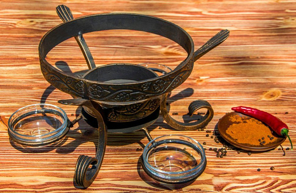 Подставка кованая под садж "Премиум" с соусницами