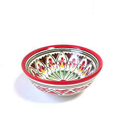 Пиала фарфоровая Риштан, большая красная