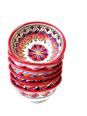 Коса (косушка) фарфоровая Риштан, средняя красная