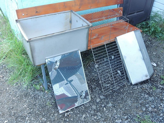 Коптильня домиком 600*400*300