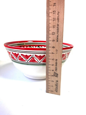 Коса (косушка) фарфоровая Риштан, большая красная