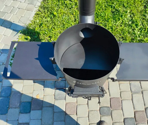 Печь для казана 16 л с боковыми полочками