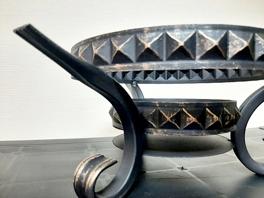 Подставка кованая под садж "Пирамида"