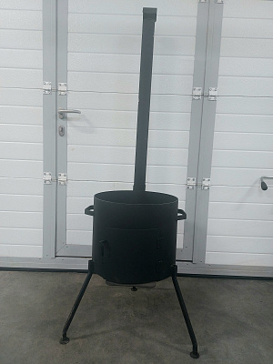 Печь для казана 12 л с трубой (2 мм, съемные ножки)