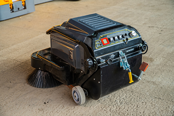 Подметальная машина A100 с АКБ GEL 12/100 В/Ач